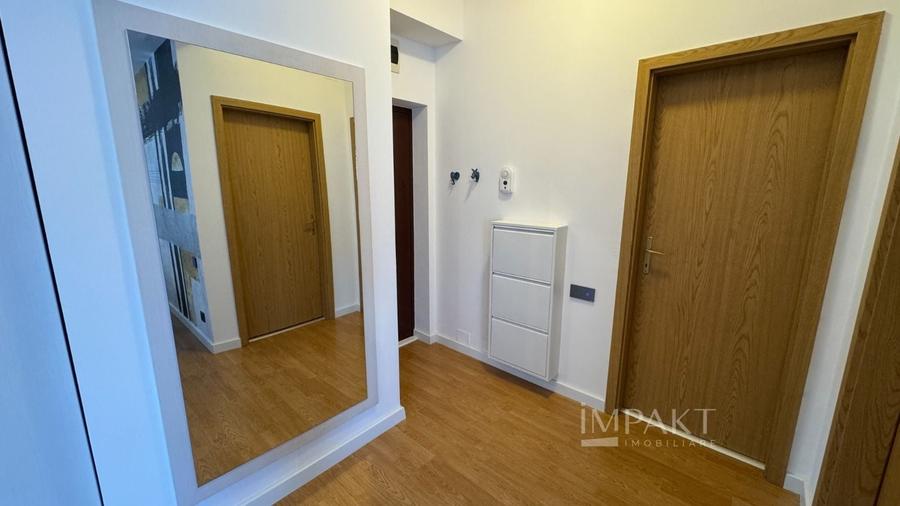 Apartament cu 2 camere semidecomandat, mobilat în Central