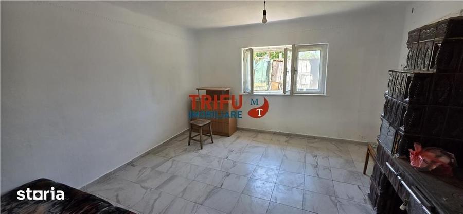 Casă cu 3 camere cu Teren 2398 Mp în Cricău