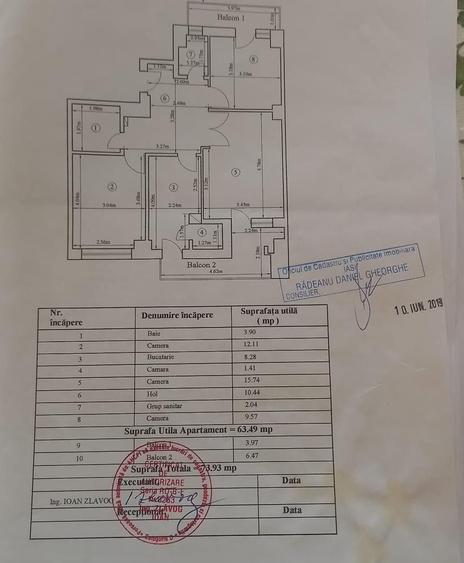 Apartament cu 3 camere în Centru Civic