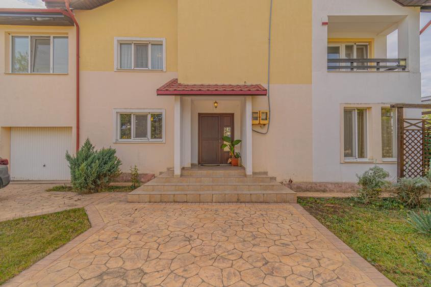 Casă cu 6 camere cu Canalizare în Corbeanca