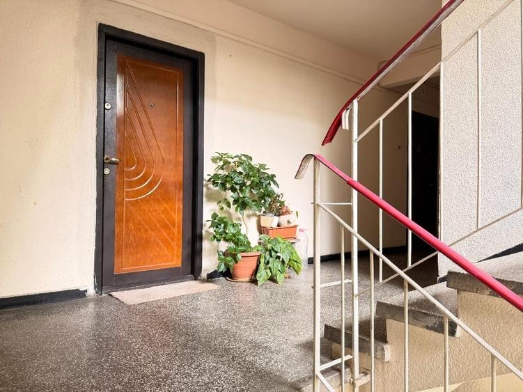 Apartament cu 2 camere decomandat, mobilat în Drumul Taberei