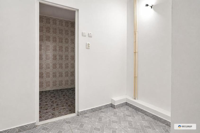 Apartament cu 4 camere decomandat în Central