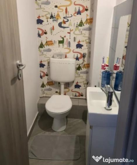 Apartament cu 3 camere decomandat în Mărăști