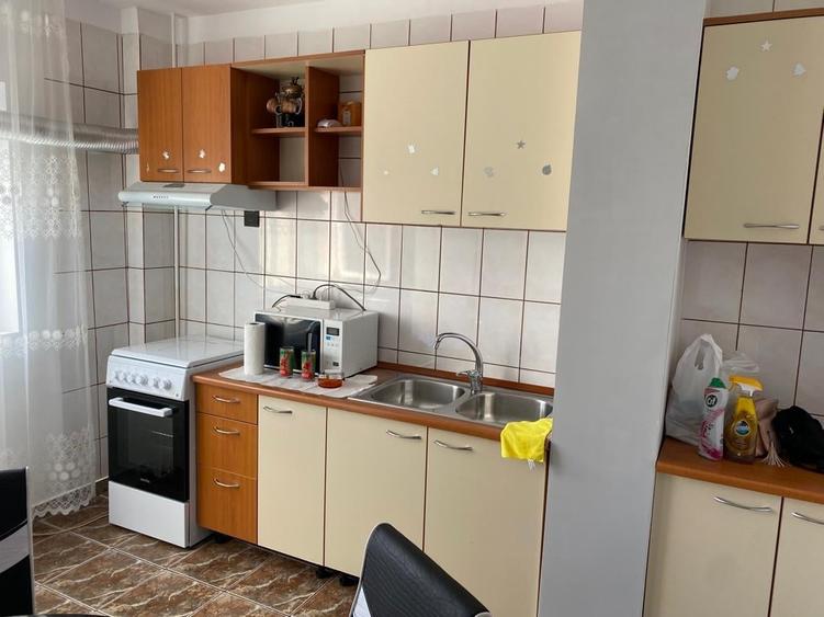 Calea Vitan - Apartament 2 camere , decomandat +loc parcare - 8