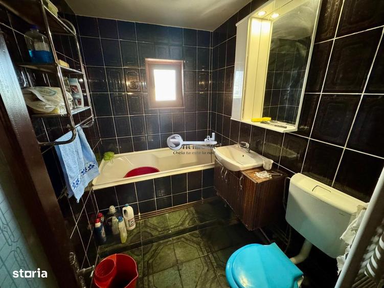 Apartament cu 3 camere decomandat în Cug