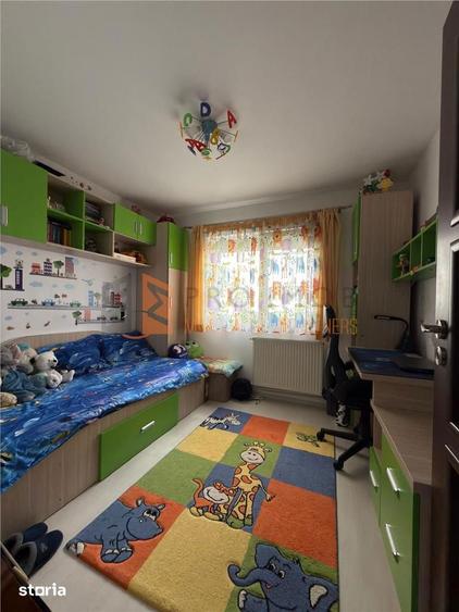 Apartament 3 camere cf 1 semidecomandat zona Micro 3 - 8