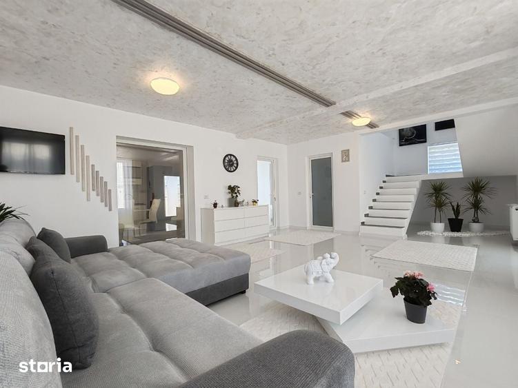 Casă cu 4 camere cu Teren 300 Mp în Craiovei