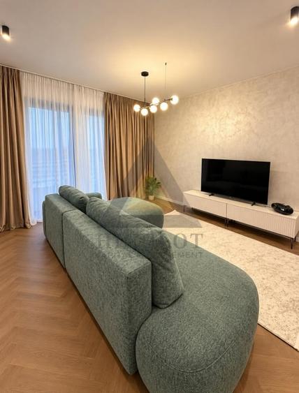 Casă cu 5 camere cu Canalizare în Pipera
