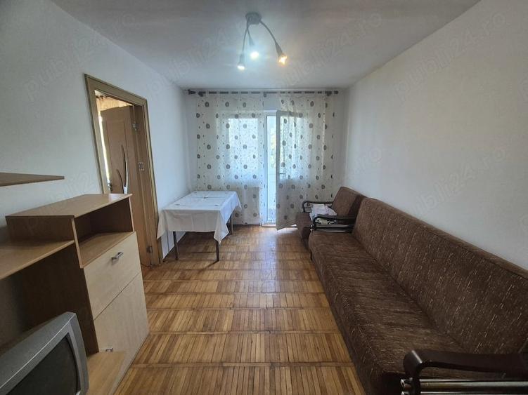 Apartament cu 2 camere nedecomandat în Central