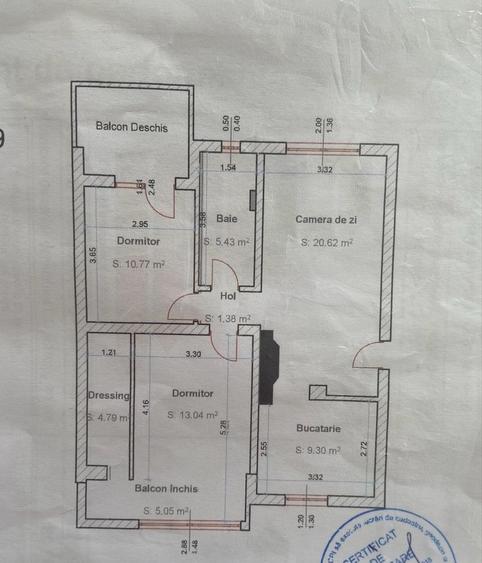 Apartament cu 3 camere decomandat în Central