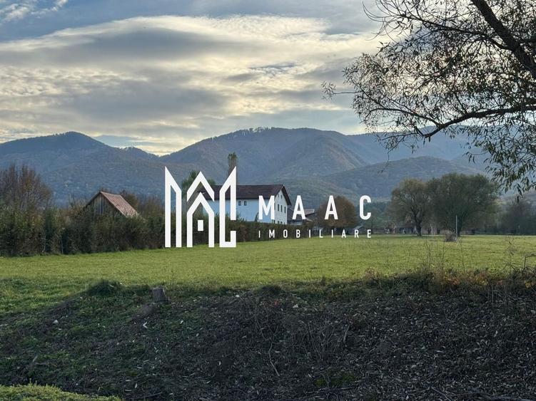 Teren Construcții intravilan de 1000 mp, în Sadu