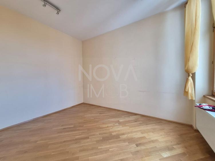 Apartament cu 4 camere decomandat în Ultracentral