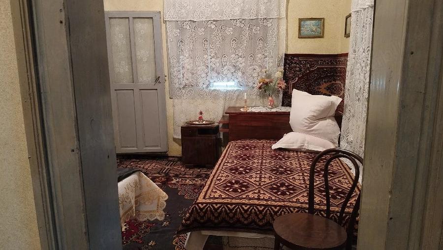 Casă cu 5 camere cu Teren 1500 Mp în Roșiori
