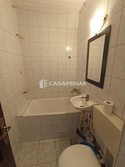 Garsonieră decomandată în Nicolina