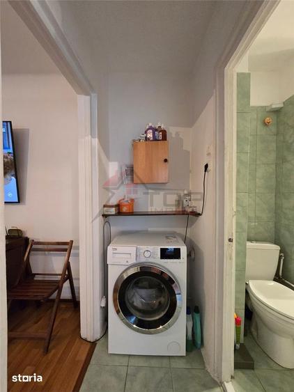 Apartament cu 3 camere semidecomandat în Dacia