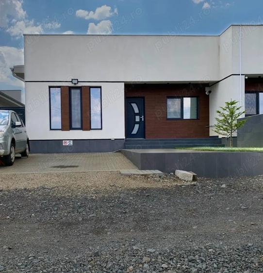 Casă cu 3 camere cu Teren 414 Mp în Moșnița Nouă