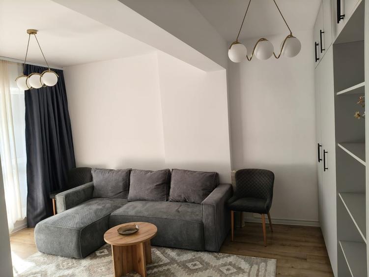 Apartament cu 2 camere decomandat în Sânpetru