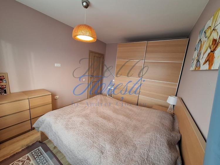 Apartament cu 3 camere semidecomandat în Florești