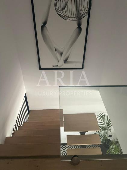 Penthouse cu 3 camere decomandat în Herăstrău