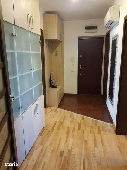 Apartament cu 3 camere în Rahova