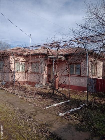 Casă cu 4 camere cu Teren 1200 Mp în Finta