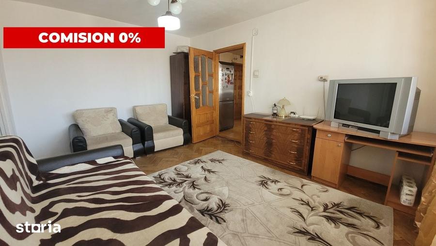 Apartament cu 3 camere semidecomandat în Central