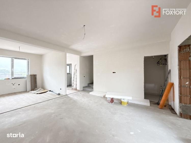 Casă cu 4 camere în Exterior Nord