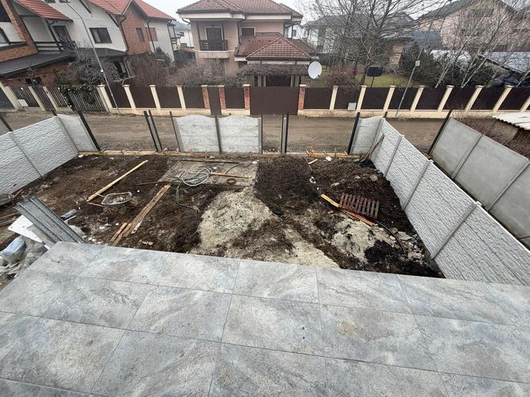Duplex cu 3 camere cu Canalizare în Central