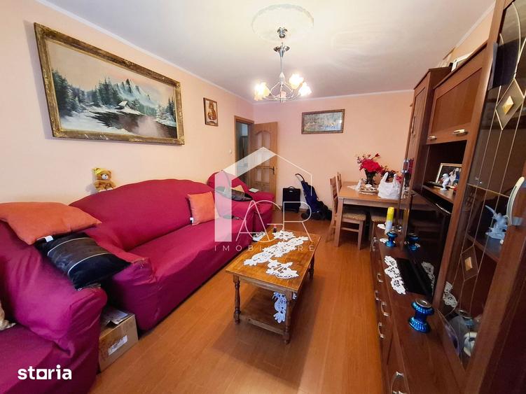 Apartament cu 3 camere decomandat în Mihai Bravu