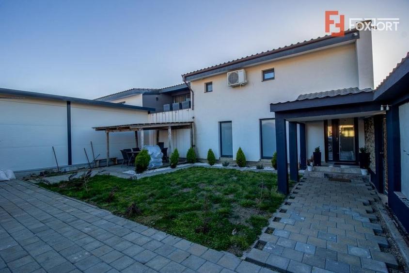 Casă individuală cu 3 camere cu Teren 705 Mp în Carani
