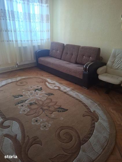 Apartament cu 3 camere decomandat în Ultracentral