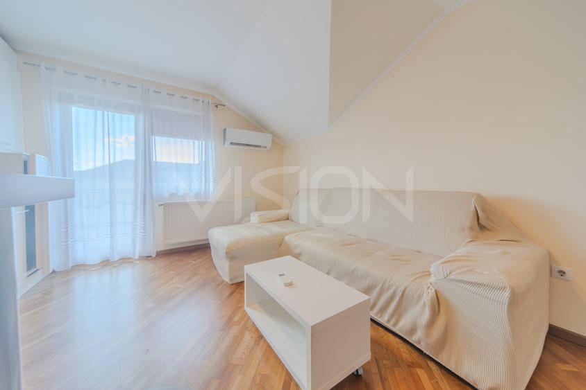 Apartament cu 3 camere semidecomandat în Mărăști