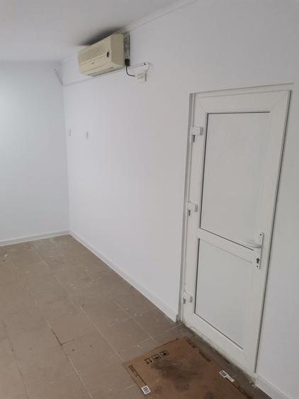 Spațiu comercial, în Desa