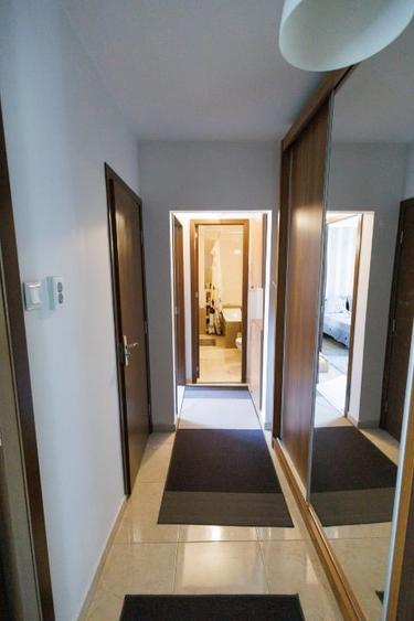 Apartament cu 2 camere decomandat, mobilat în Vitan Mall
