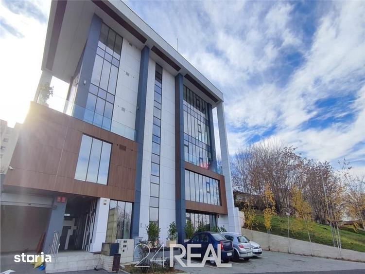 Spațiu comercial, de 1,000 mp, în Pantelimon