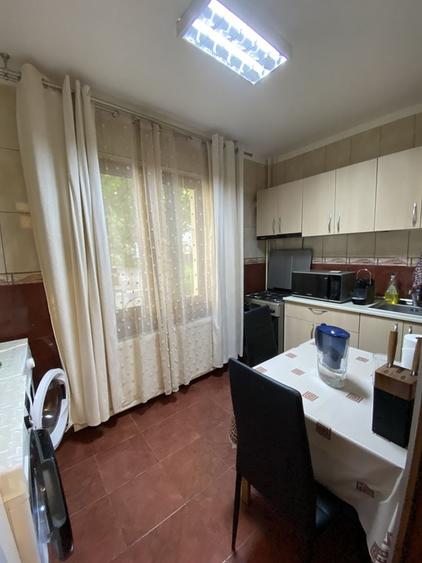 Garsonieră decomandată în Berceni