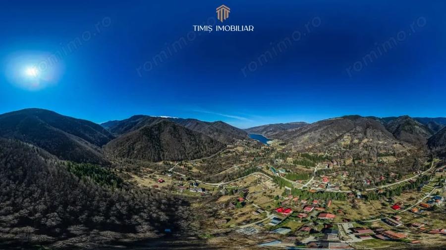 Teren de 738 mp, în Poiana