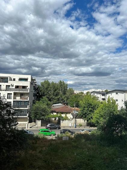 Garsonieră decomandată în Doamna Ghica