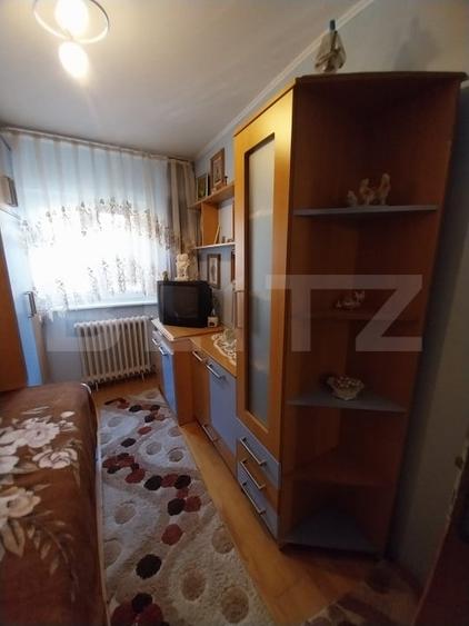 Apartament cu 3 camere decomandat, mobilat în Burdujeni