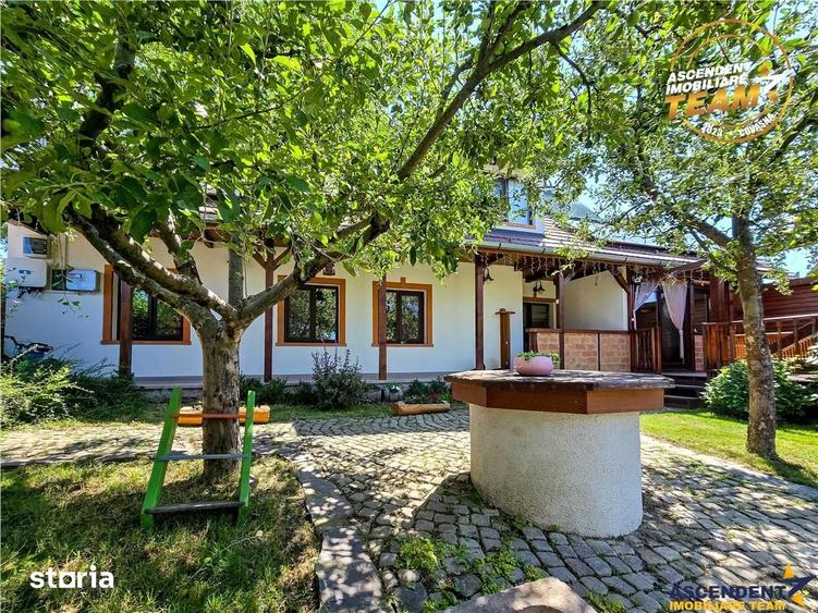 Casă cu 7 camere cu Teren 418 Mp în Bodoc