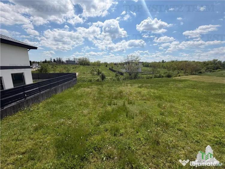 Casă cu 4 camere cu Teren 800 Mp în Corbeanca