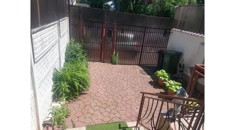 Casă cu 5 camere cu Canalizare în Bucureștii Noi