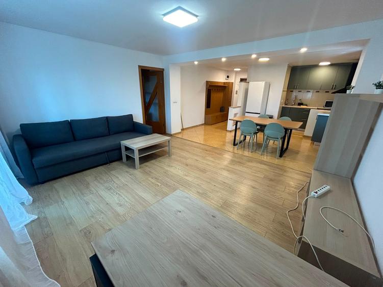 Apartament cu 2 camere semidecomandat în Vitan Mall