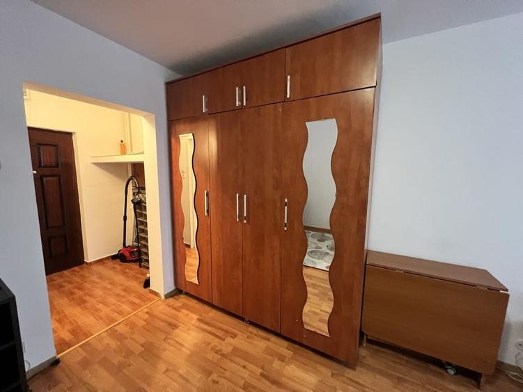 Garsoniera Dristor- metrou in fata blocului - 4