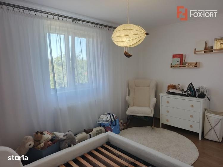 Casă cu 3 camere în Sânandrei