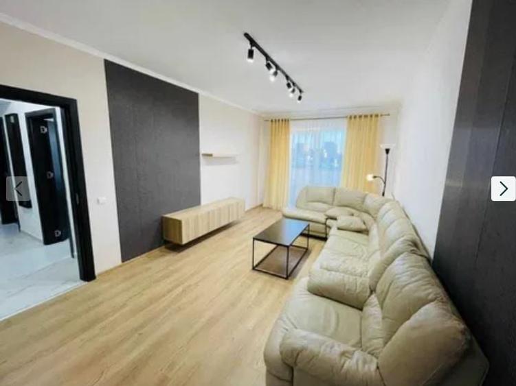 Apartament cu 2 camere decomandat, mobilat în Titan