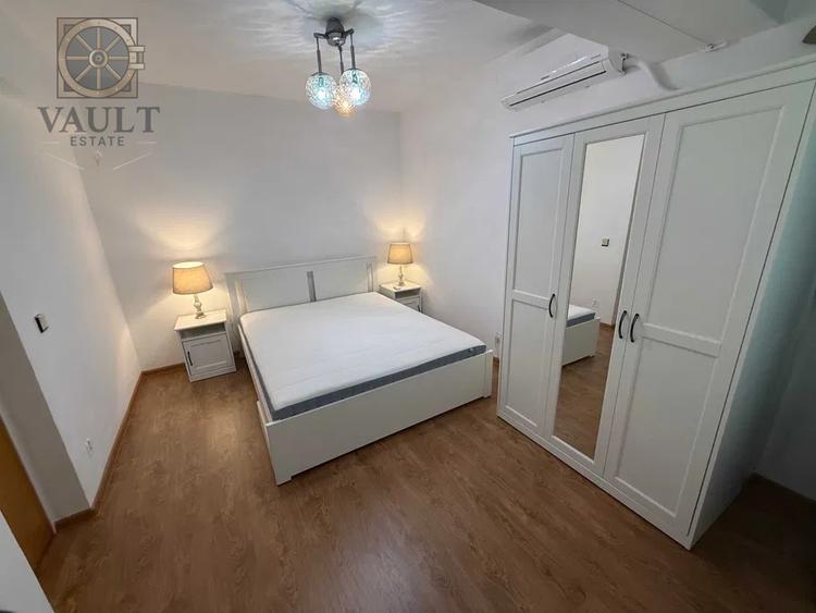 Apartament cu 4 camere decomandat, mobilat în Iancului