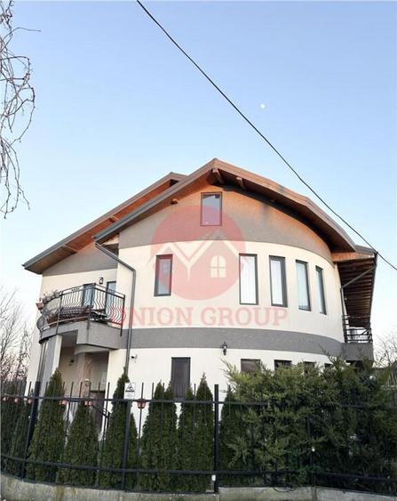 Spațiu comercial, de 360 mp, în Costinești