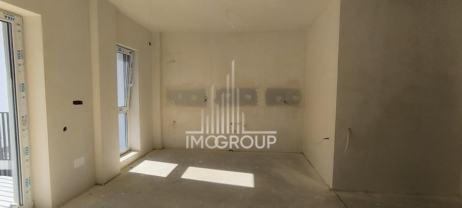 Apartament cu 3 camere decomandat în Baciu