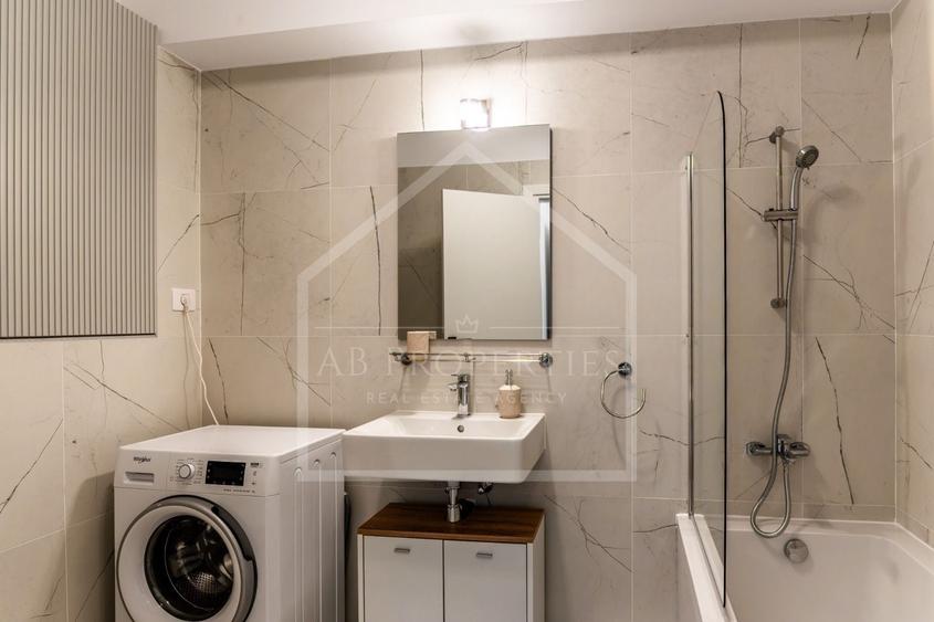 Apartament cu 3 camere decomandat, mobilat în Sisești